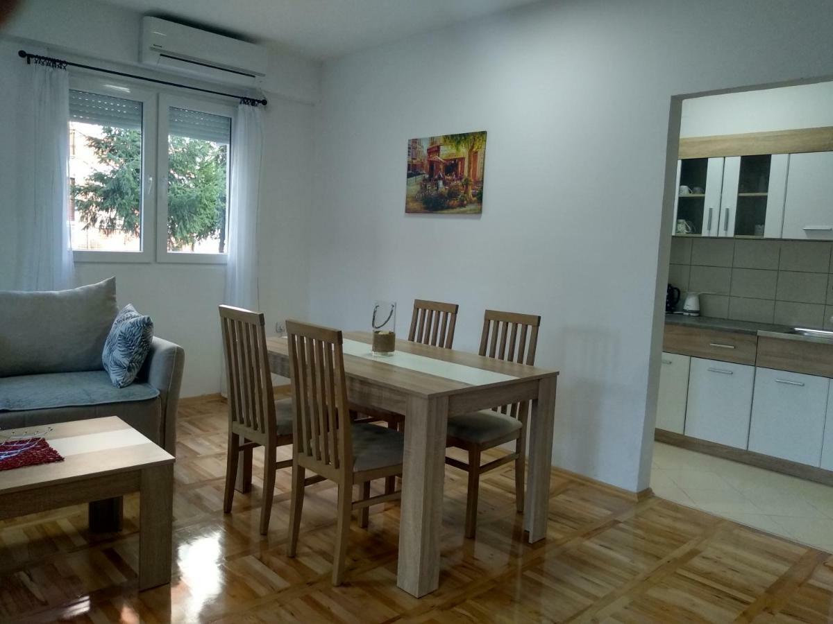 Tea Apartment Kumanovo Exterior foto
