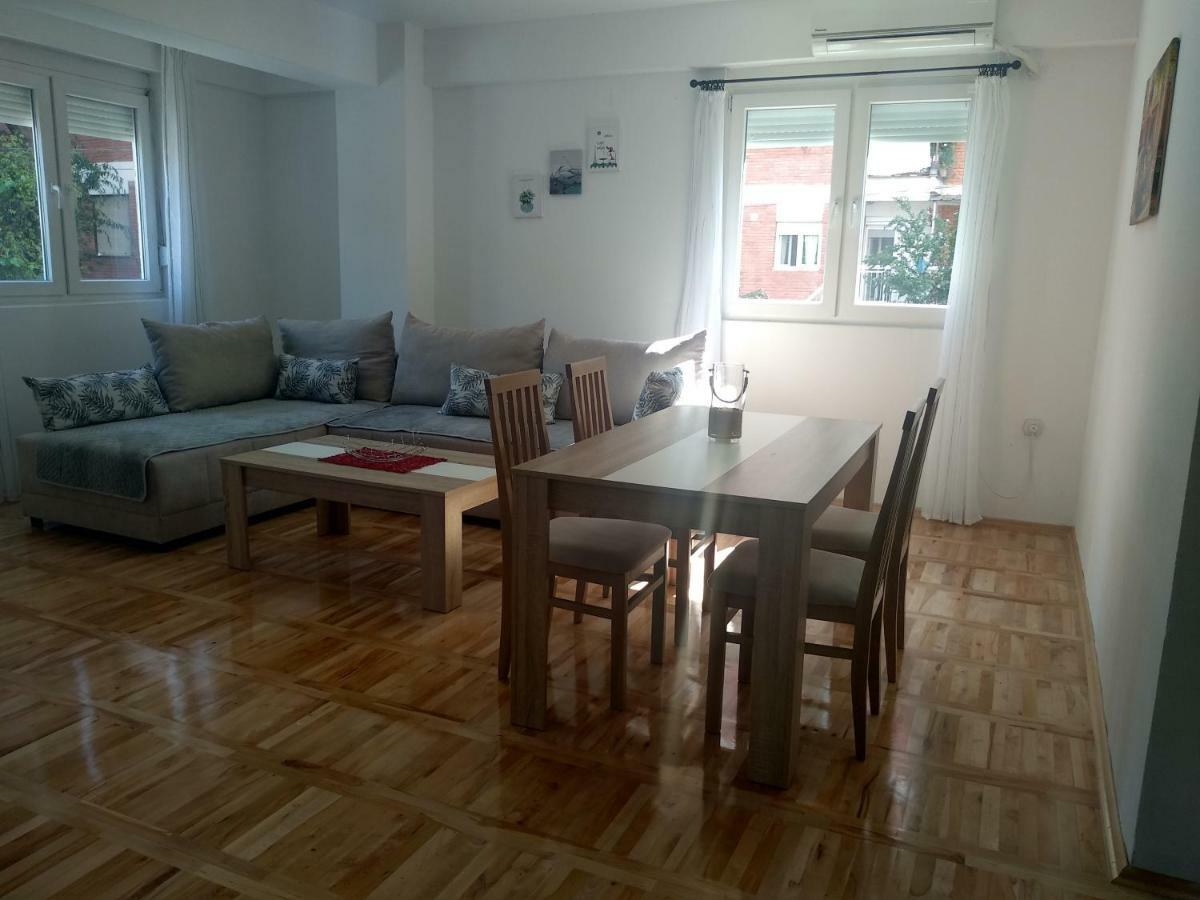 Tea Apartment Kumanovo Exterior foto